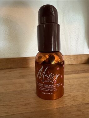 Bronze Texturizing Hair Cream - Lightweight Style & Volume